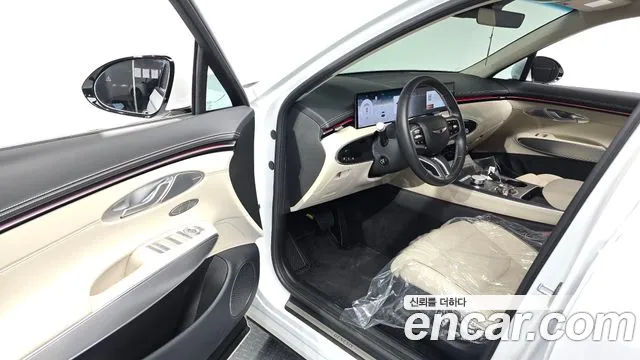 Genesis GV70 2.5T Бензин AWD — Фото автомобиля 9