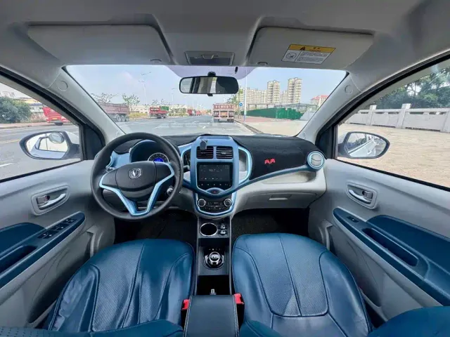 Changan Benben E-Star — Фото автомобиля 4