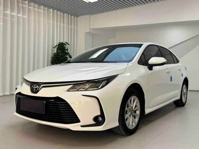 Фотография автомобиля — Toyota Corolla