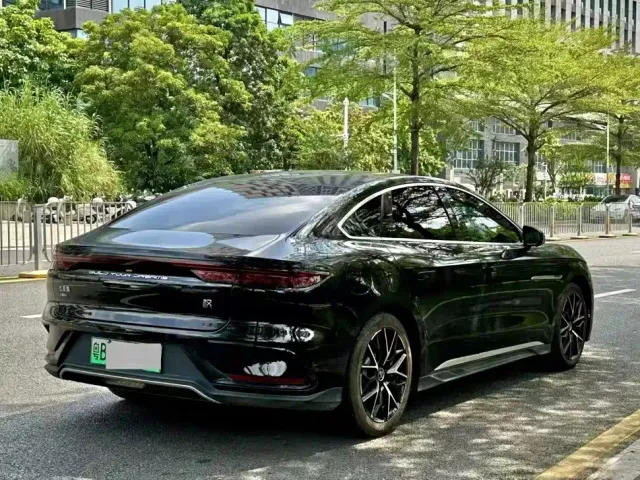 BYD Han — Фото автомобиля 4