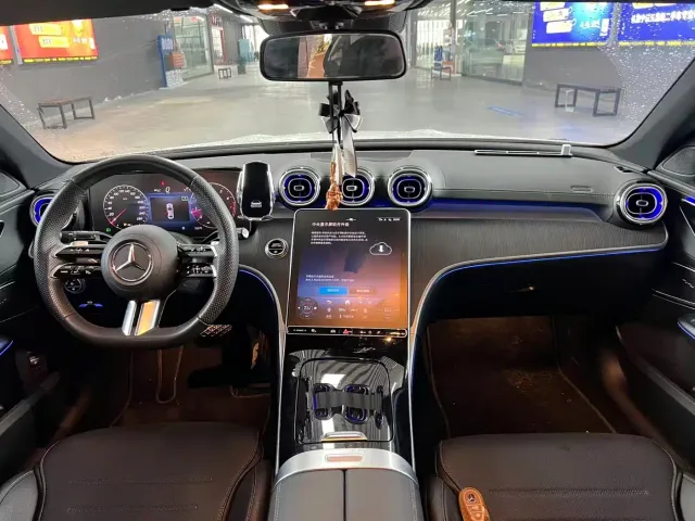 Mercedes-Benz C-Class — Фото автомобиля 4