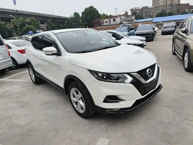 Nissan Qashqai — Фото автомобиля 3