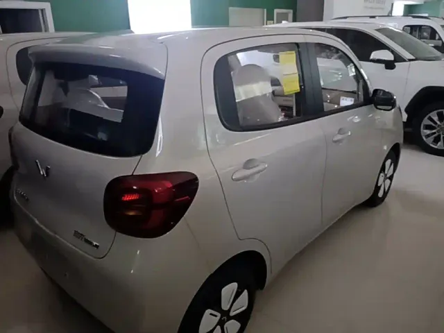 Wuling Hongguang Mini EV — Фото автомобиля 6