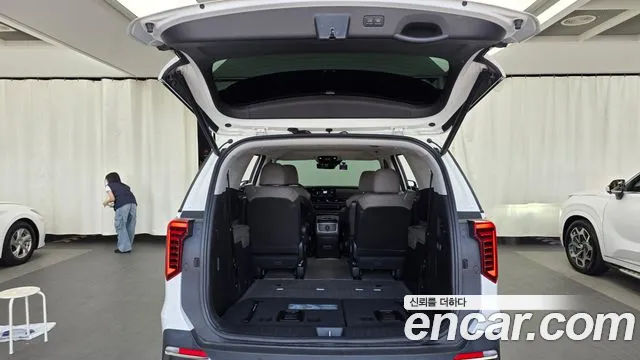 Kia Carnival 4th Gen — Фото автомобиля 26