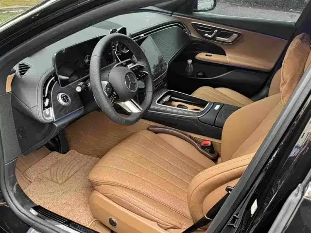 Mercedes-Benz E-Class — Фото автомобиля 7