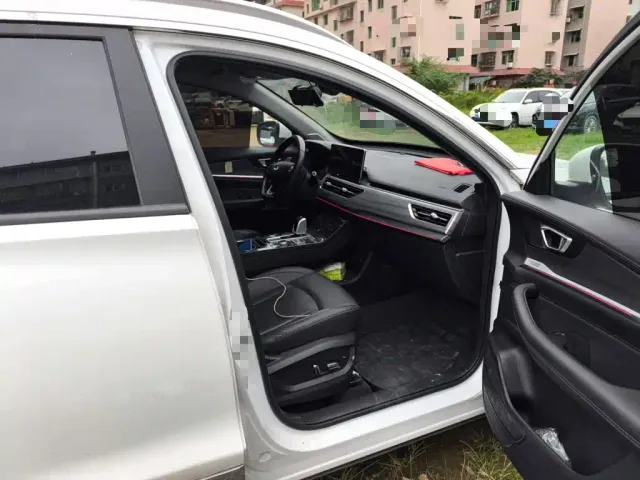 Chery Tiggo 8 — Фото автомобиля 19