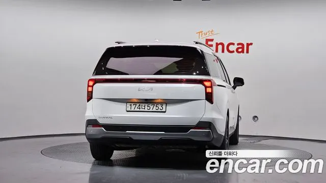 Kia Carnival 4th Gen — Фото автомобиля 4