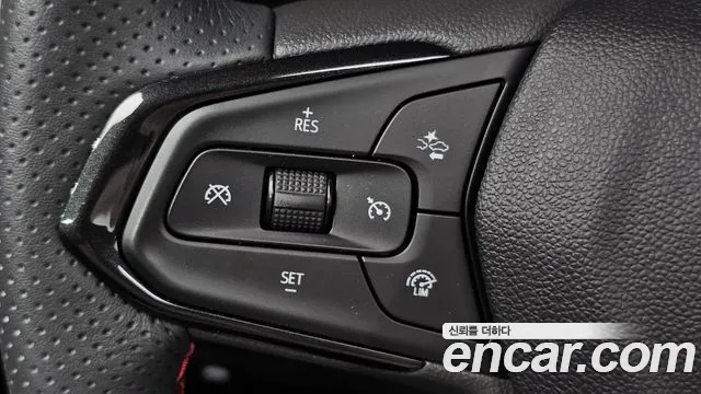 ChevroletGMDaewoo Trailblazer Trailblazer 1.3 турбо 4WD — Фото автомобиля 13