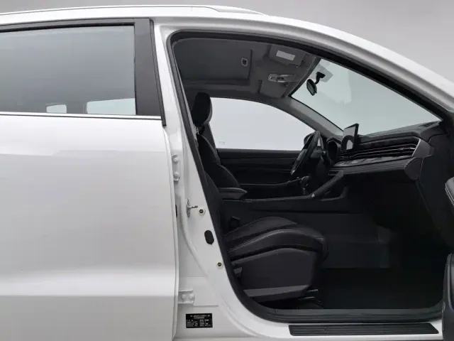 Geely Vision X6 — Фото автомобиля 23