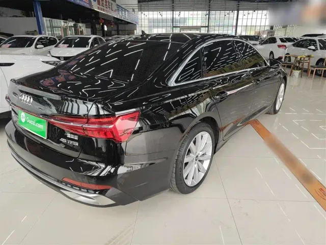 Audi A6L — Фото автомобиля 4