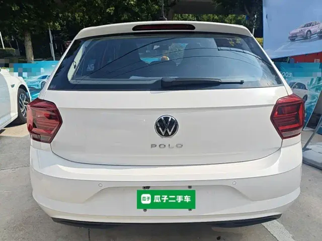 Volkswagen Polo — Фото автомобиля 5