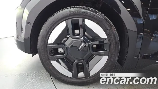 Kia EV9 — Фото автомобиля 5