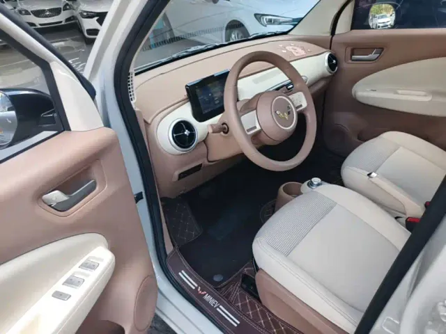 Wuling Hongguang Mini EV — Фото автомобиля 15