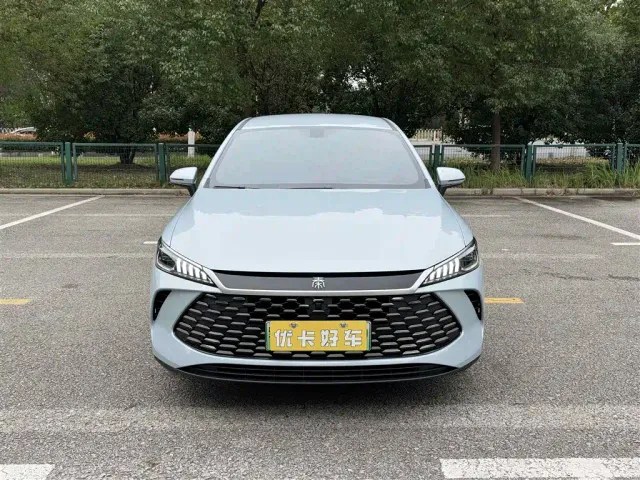BYD Qin PLUS — Фото автомобиля 3