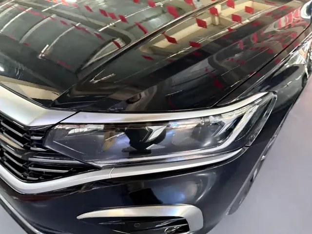 Volkswagen Passat — Фото автомобиля 4