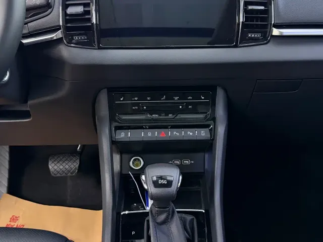 Skoda Karoq — Фото автомобиля 13