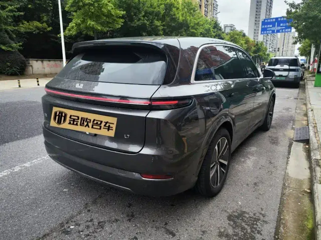 Li Auto L7 — Фото автомобиля 2