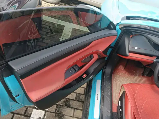 Xiaomi SU7 — Фото автомобиля 7
