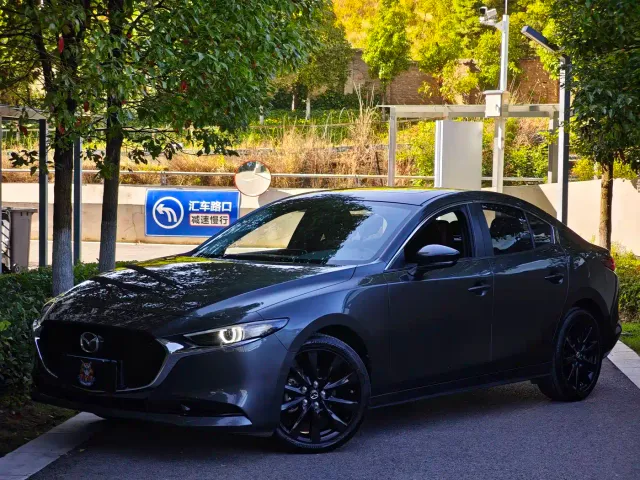Фотография автомобиля — Mazda Axela