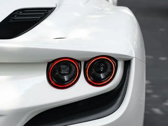 Ferrari F8 — Фото автомобиля 5