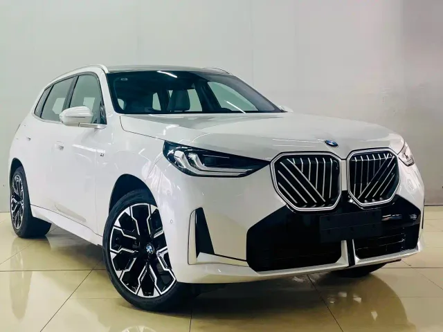 BMW X3 — Фото автомобиля 2