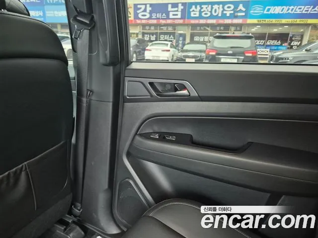 KG_Mobility_Ssangyong Rexton Новый Rexton Sport Khan Дизель 2.2 4WD — Фото автомобиля 18