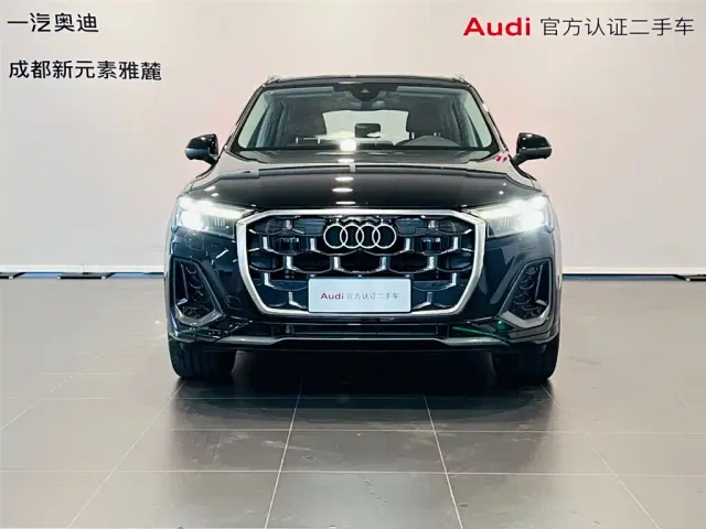 Audi Q7 — Фото автомобиля 2