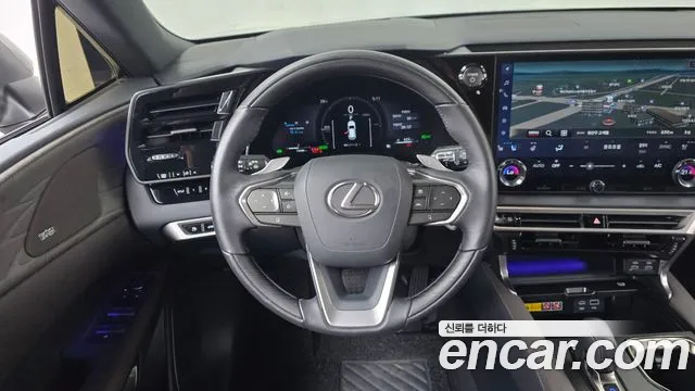 Lexus RX — Фото автомобиля 13