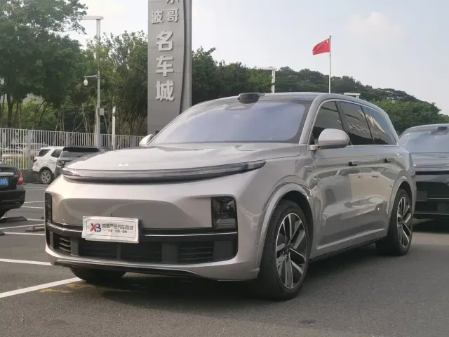 Фотография автомобиля — Li Auto L9