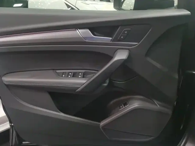 Audi Q5L — Фото автомобиля 7