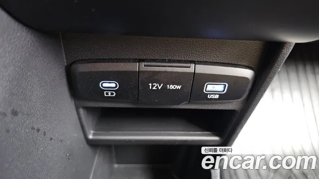 Hyundai Staria — Фото автомобиля 28