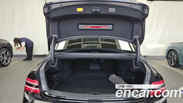 Genesis G80 Бензин 3.5 турбо AWD — Фото автомобиля 20