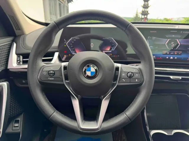 BMW X1 — Фото автомобиля 16