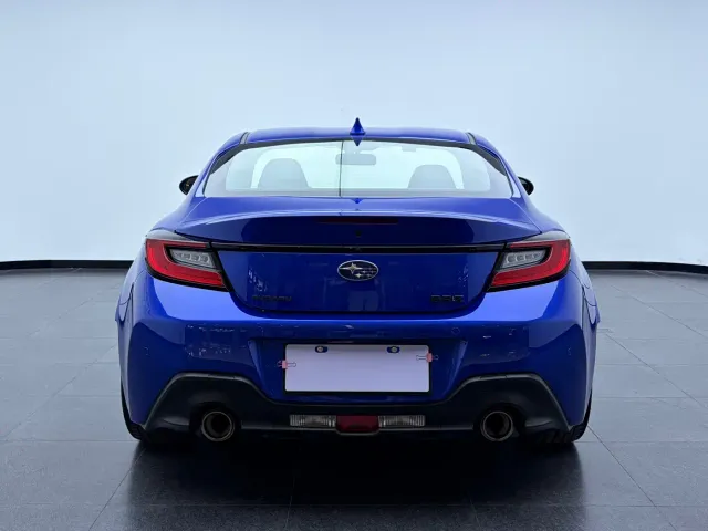 Subaru BRZ — Фото автомобиля 16