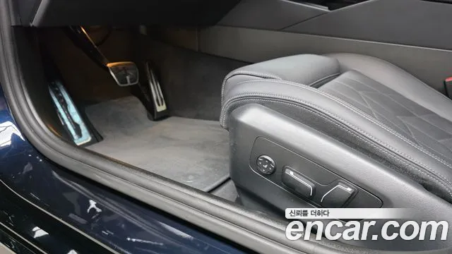 BMW 5 Series G60 — Фото автомобиля 22