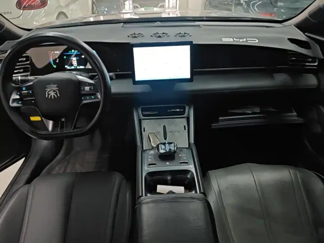 BYD Qin L — Фото автомобиля 5