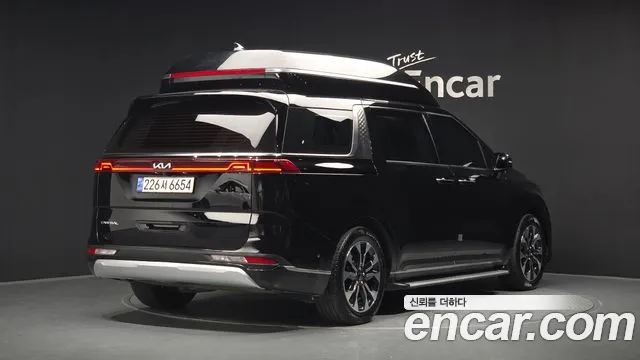 Kia Canival Carnival 4 поколение Бензин 4 места Hi-Limousine — Фото автомобиля 2
