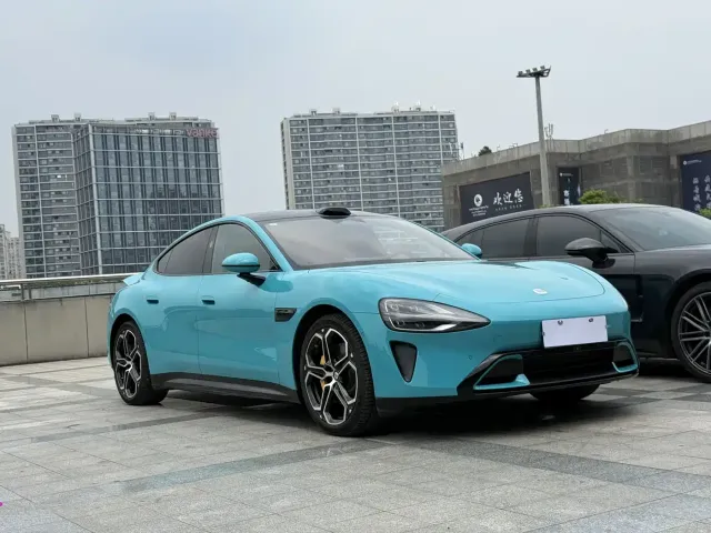 Xiaomi SU7 — Фото автомобиля 3