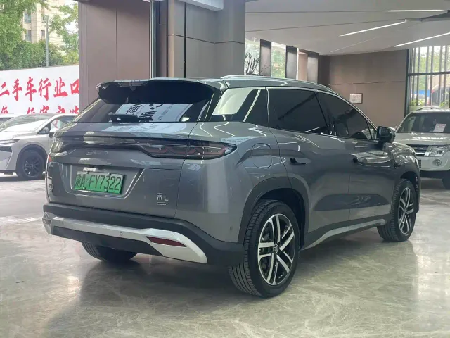 BYD Song L DM-i — Фото автомобиля 7
