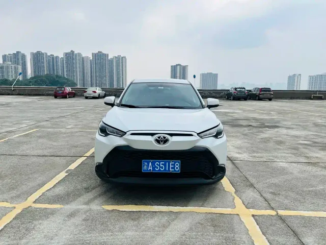 Фотография автомобиля — Toyota Frontlander
