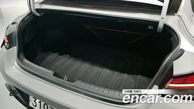 Hyundai AVANTE — Фото автомобиля 20