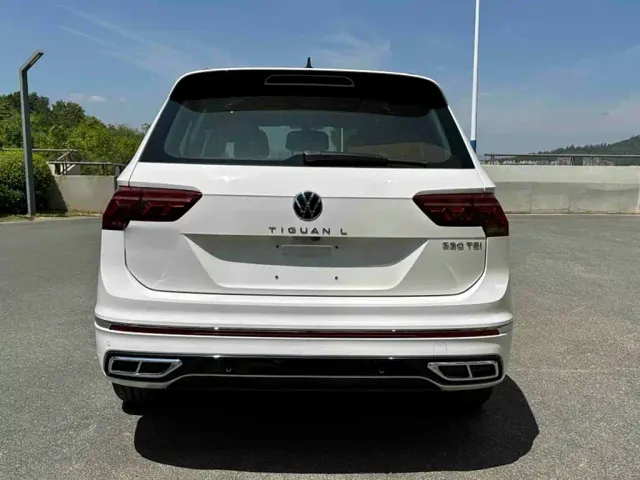 Volkswagen Tiguan L — Фото автомобиля 11