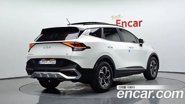 Kia Sportage Sportage 5-е поколение Дизель 2.0 4WD — Фото автомобиля 2