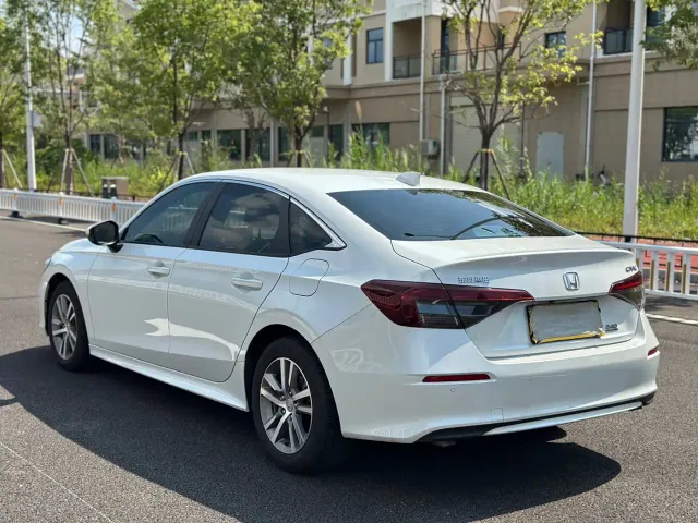 Honda Civic — Фото автомобиля 7