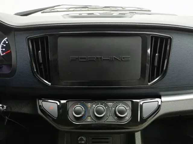 Forthing Lingzhi — Фото автомобиля 12