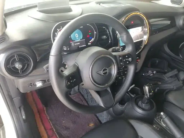 MINI Hatch — Фото автомобиля 10