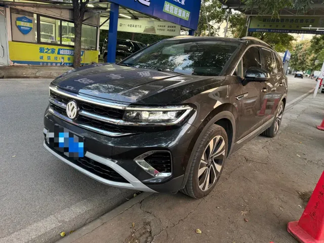 Фотография автомобиля — Volkswagen Talagon