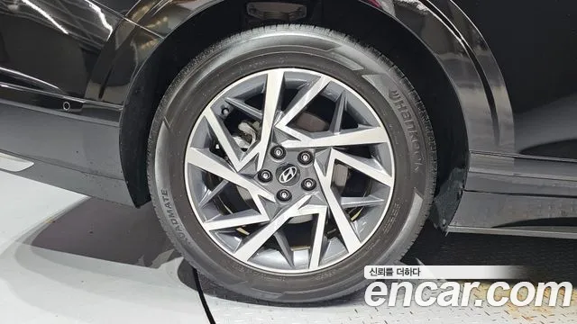 Hyundai Grandeur GN7 — Фото автомобиля 5