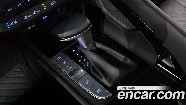 Hyundai Avante CN7 — Фото автомобиля 12