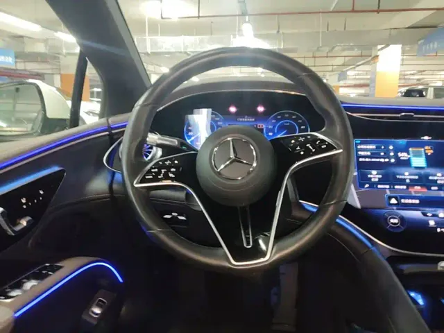 Mercedes-Benz EQS — Фото автомобиля 14